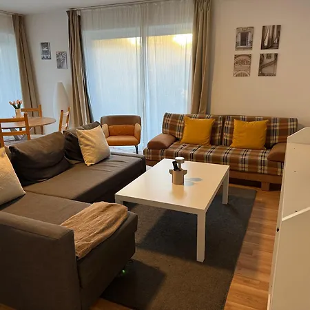 Appartamento Schoene Mit Terrasse *